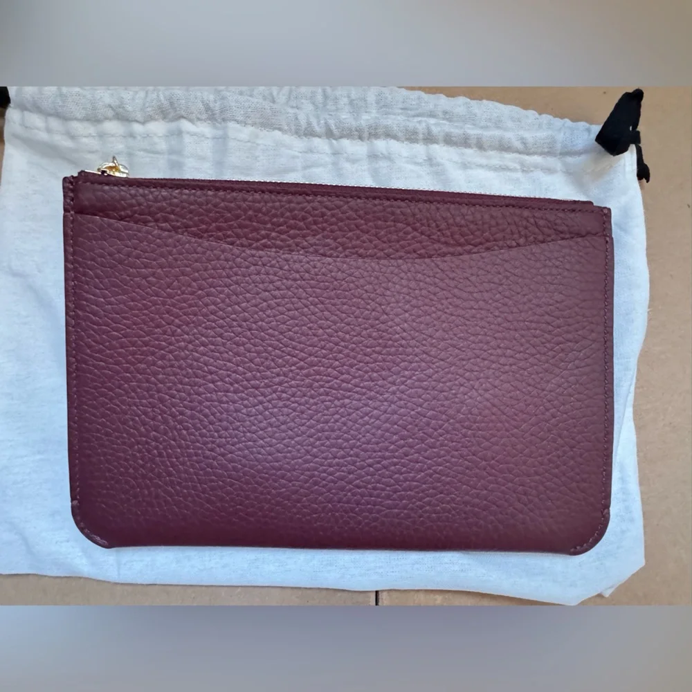 NWT Cuyana System Zipper Pouch in Cherry Pebbled Leather - Picture 9 of 13